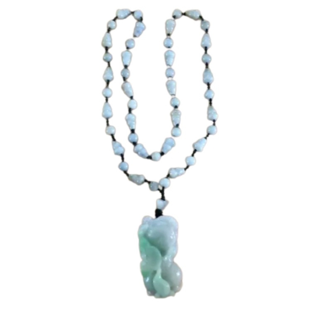 Vintage Carved Jade Necklace 🔥🔥🔥